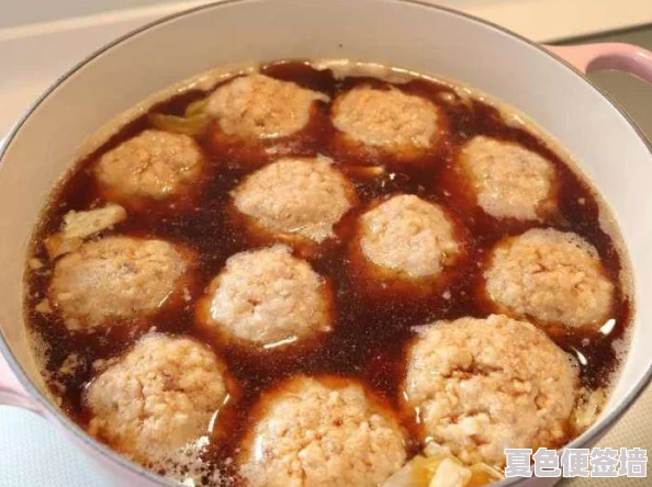 粉红大白菜(法国)：一种独特的蔬菜，色彩鲜艳、口感脆嫩，成为健康饮食的新宠儿，引发了人们对其营养价值的关注