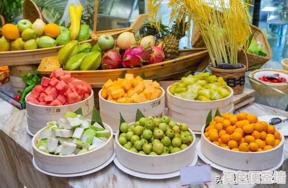 榴莲草莓西瓜茄子黄瓜哪个更适合夏天食用？ 夏季水果与蔬菜的营养价值及清凉效果分析